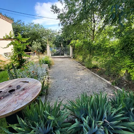 Apartamento La Casita Saint-Étienne-du-Grès Exterior foto